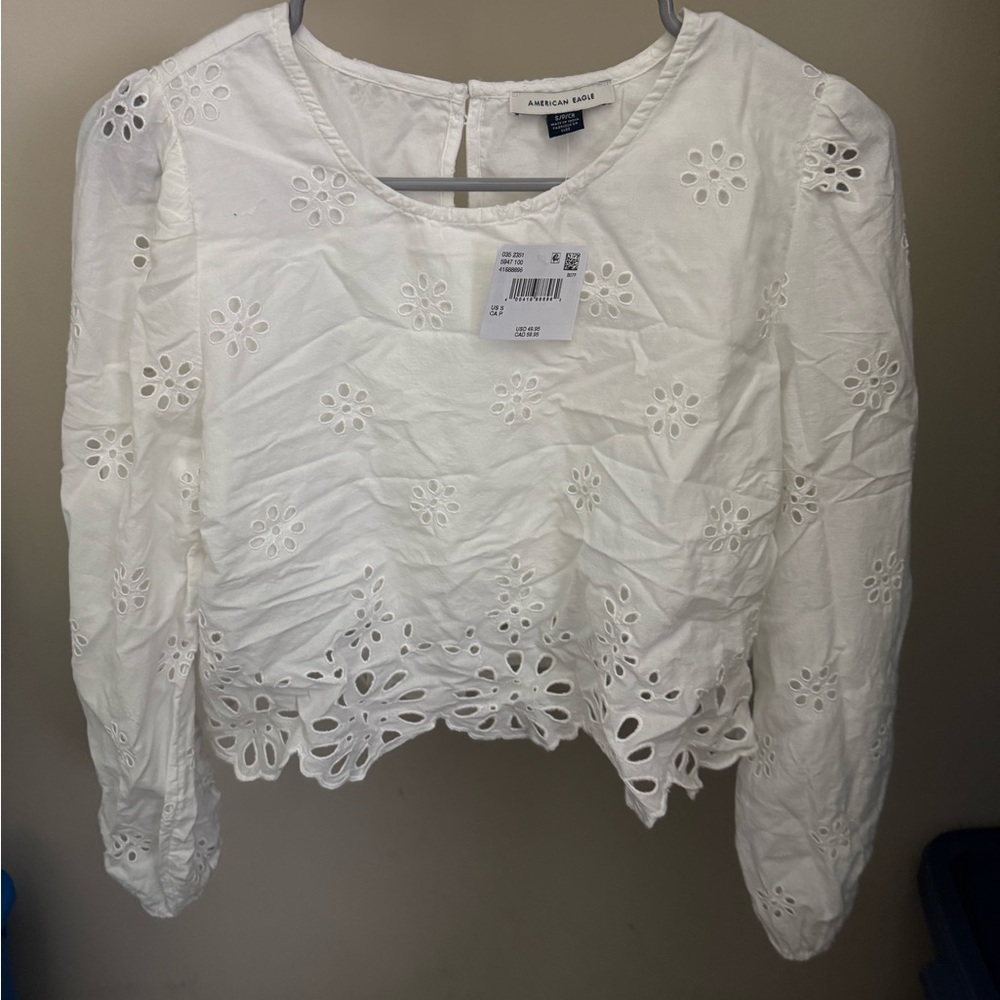 American Eagle Outfitters White Puff Sleeve Crop Blouse